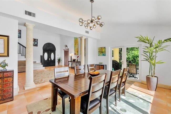 Building Photo - 2484 SE 12th St