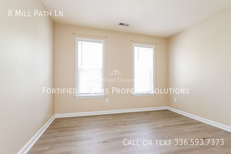 Building Photo - 8 Mill Path Ln-