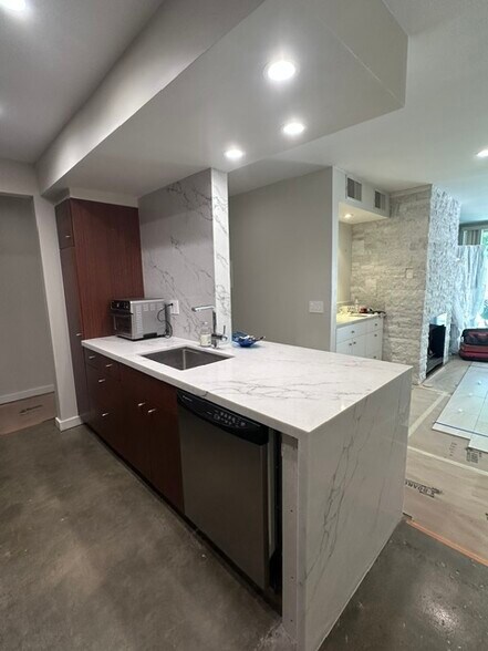 Kitchen with view of the bar - 1745 Camino Palmero St