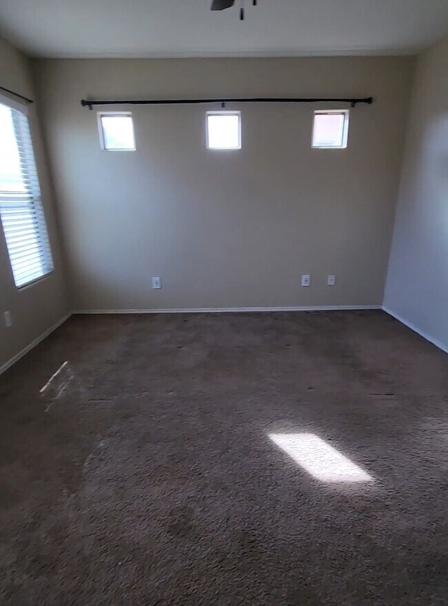 Building Photo - 44049 W Neely Dr
