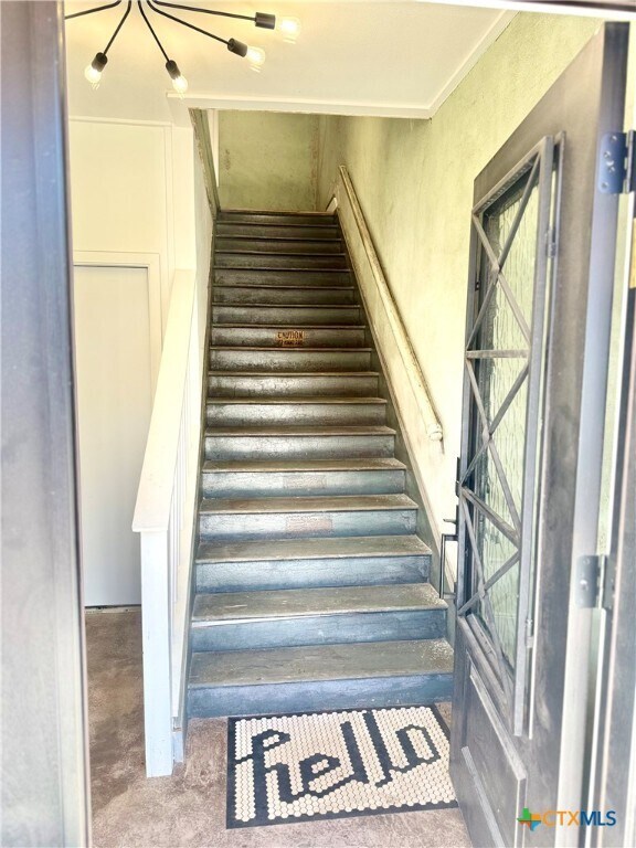 Building Photo - 123 W May St