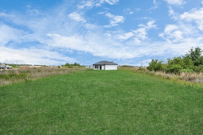 Building Photo - 6273 Rd 5503