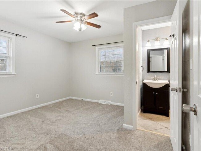 Building Photo - 13202 Aqueduct Dr