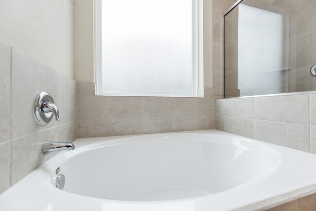 Building Photo - 24922 Scarlatti Cantata Dr