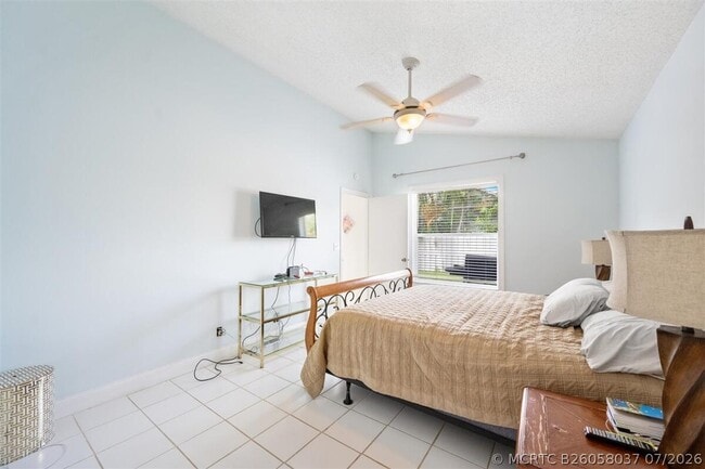 Building Photo - 2606 Bedford Mews Dr