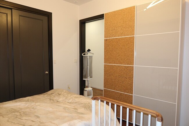 Building Photo - 36 A St