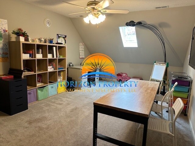 Building Photo - 127 Phantom Dr