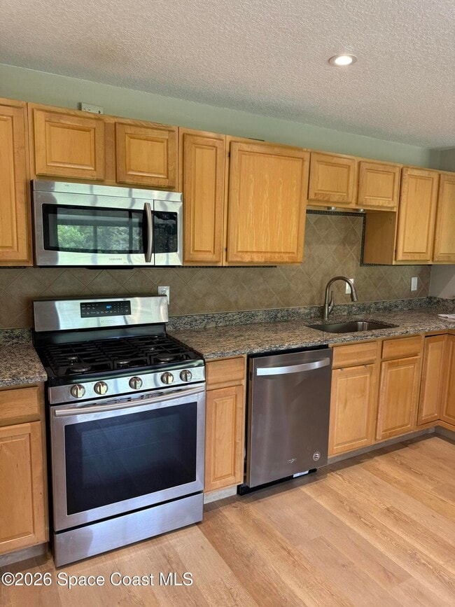 Building Photo - 610 Soto Grande Ct