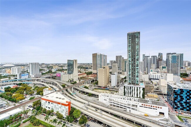 Building Photo - 350 S Miami Ave