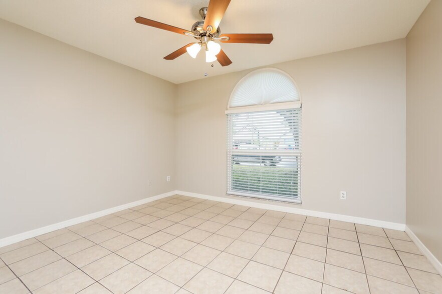Building Photo - 478 Whittingham Pl