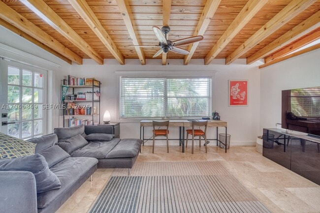 Building Photo - 7055 SW 84th Ave
