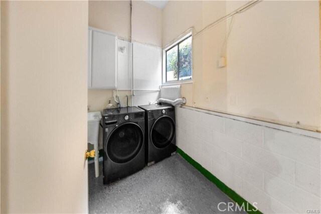 Building Photo - 605 Calle Del Cerrito
