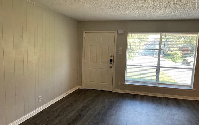 Building Photo - 13010 Creek Manor Ct