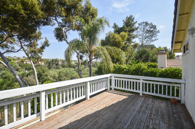 Building Photo - Beautiful 3BD/2.5Bath home in Carlsbad!