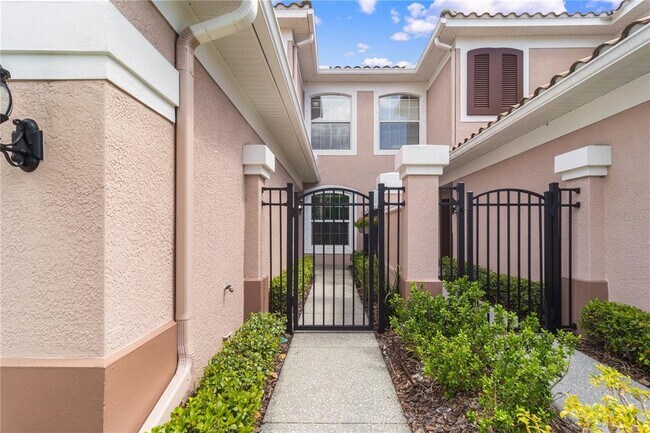 Building Photo - 852 Lantern Way