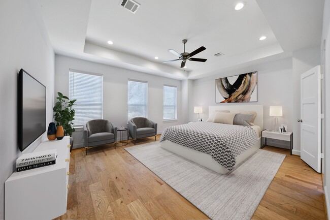 Building Photo - 1127 E 23rd St