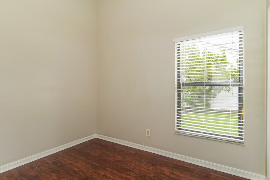 Building Photo - 5022 Dahoon View Dr