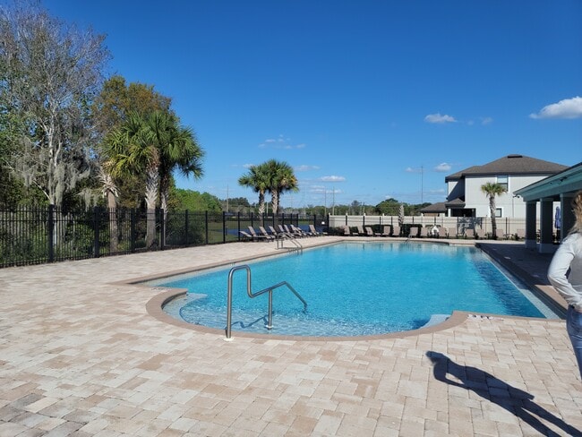 Building Photo - 11808 Thicket Wood Dr