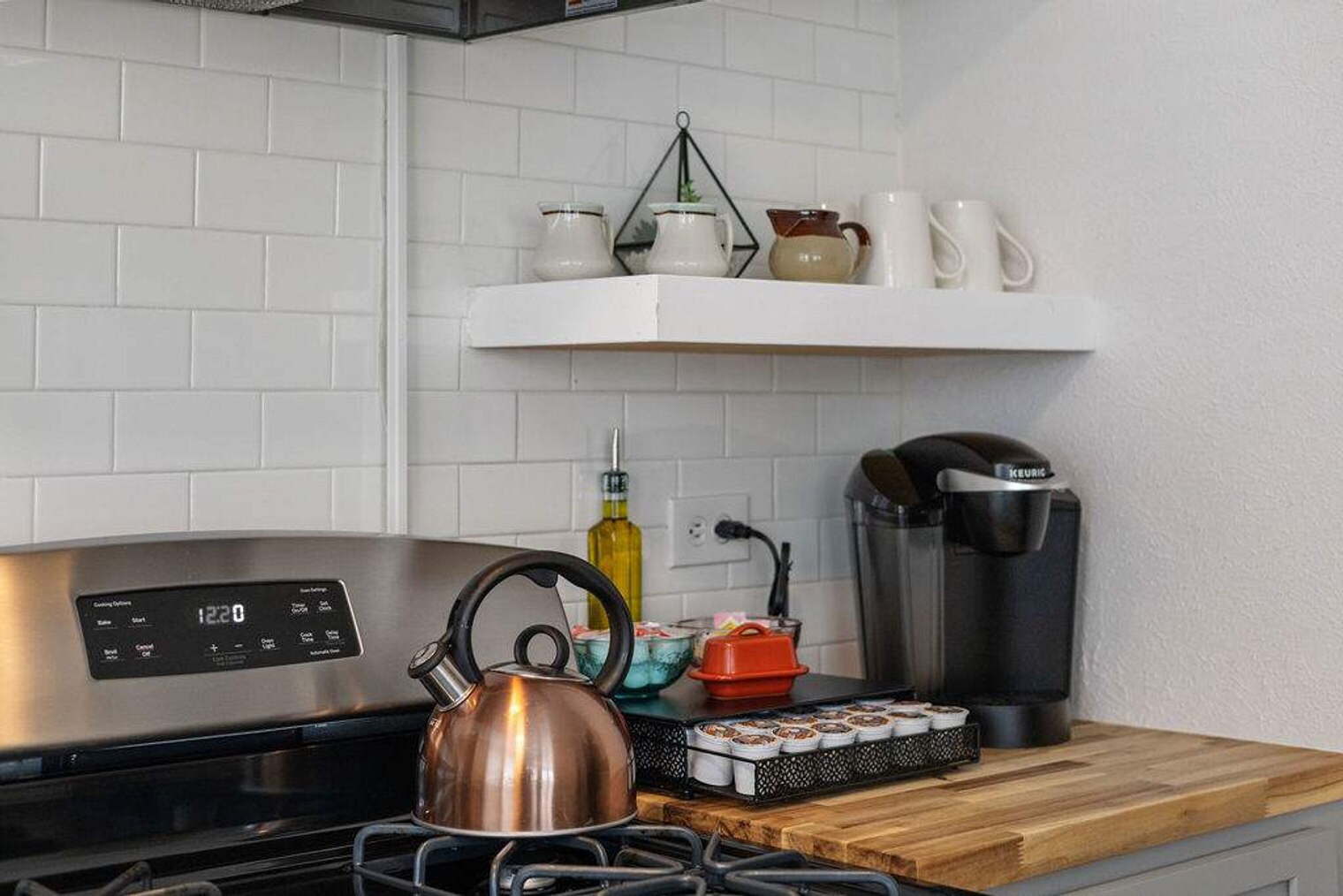 Building Photo - 2490 Main St