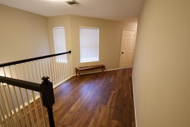 Building Photo - 4914 Maxie St