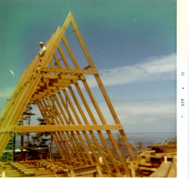 Building Photo - 2780 SW Breakers Dr