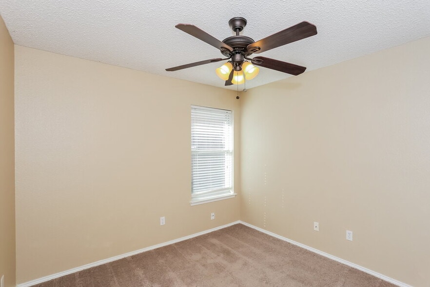 Building Photo - 5903 Fawn Meadow Trail