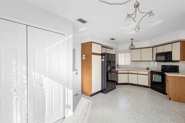 Building Photo - 1530 Larks Nest Ct
