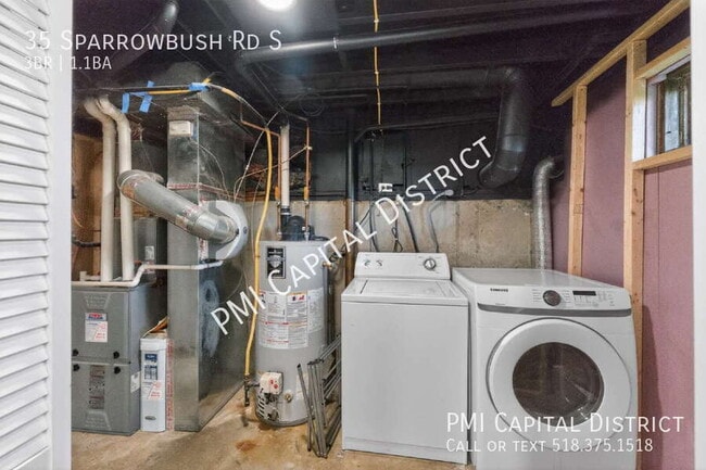 Building Photo - 35 Sparrowbush Rd S