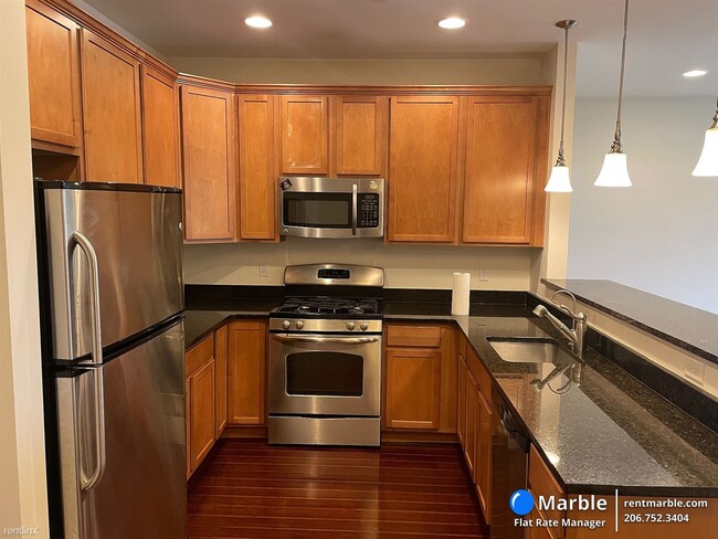 Building Photo - 1 br, 1 bath Condo - 2346 Route 33 Ste 210