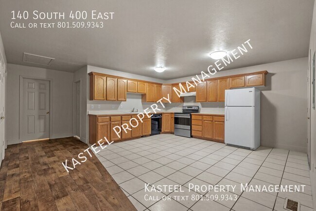 Building Photo - 140 S 400 E