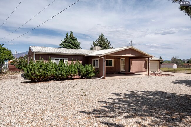 Building Photo - 408 Harmony Dr
