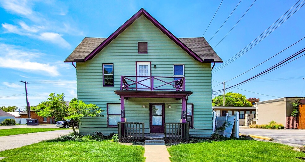 Primary Photo - 267 Amelia St