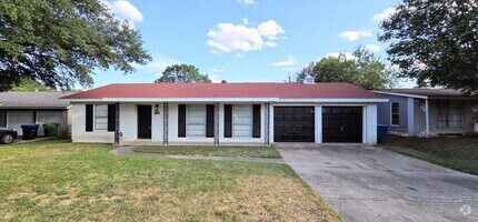 Building Photo - North Central Greater Harmony Hills Area