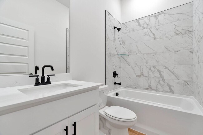 Building Photo - 2907 N Grey Squirrel Dr