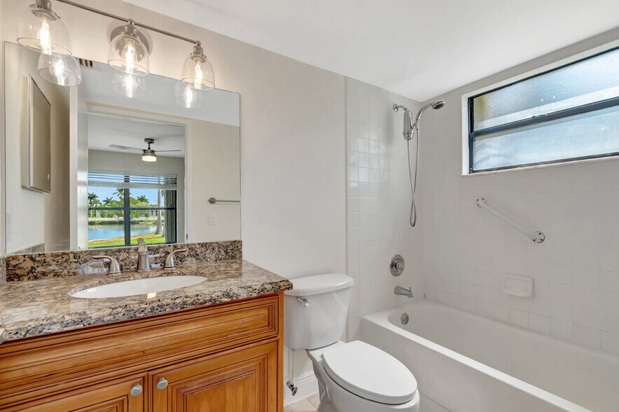 Building Photo - 1560 Windorah Way