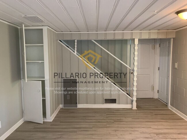 Building Photo - Newly Updated, 4 Bedroom  2 Bathroom Home ...