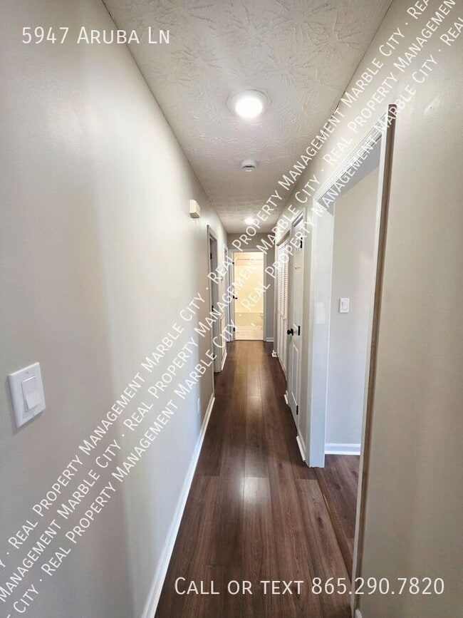 Building Photo - 5947 Aruba Ln