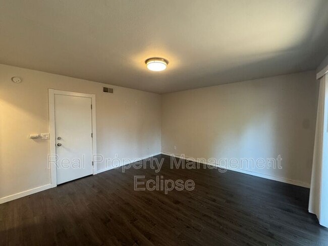 Building Photo - 12714 SE 167th Pl