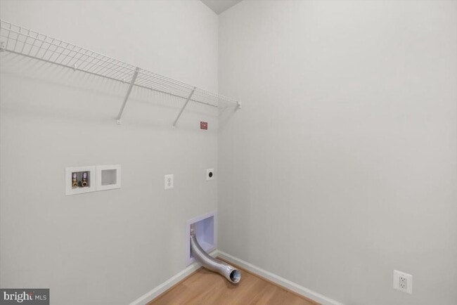 Building Photo - 104 Heyford Dr