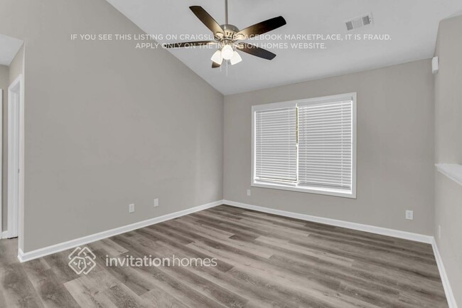 Building Photo - 6017 Happy Trails Ct