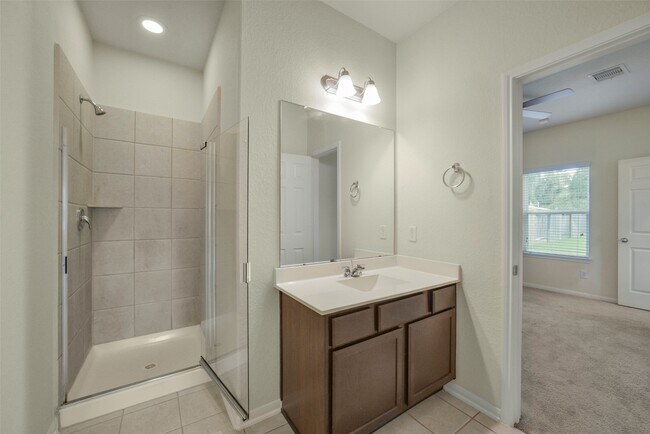 Building Photo - 10502 Chestnut Path Way