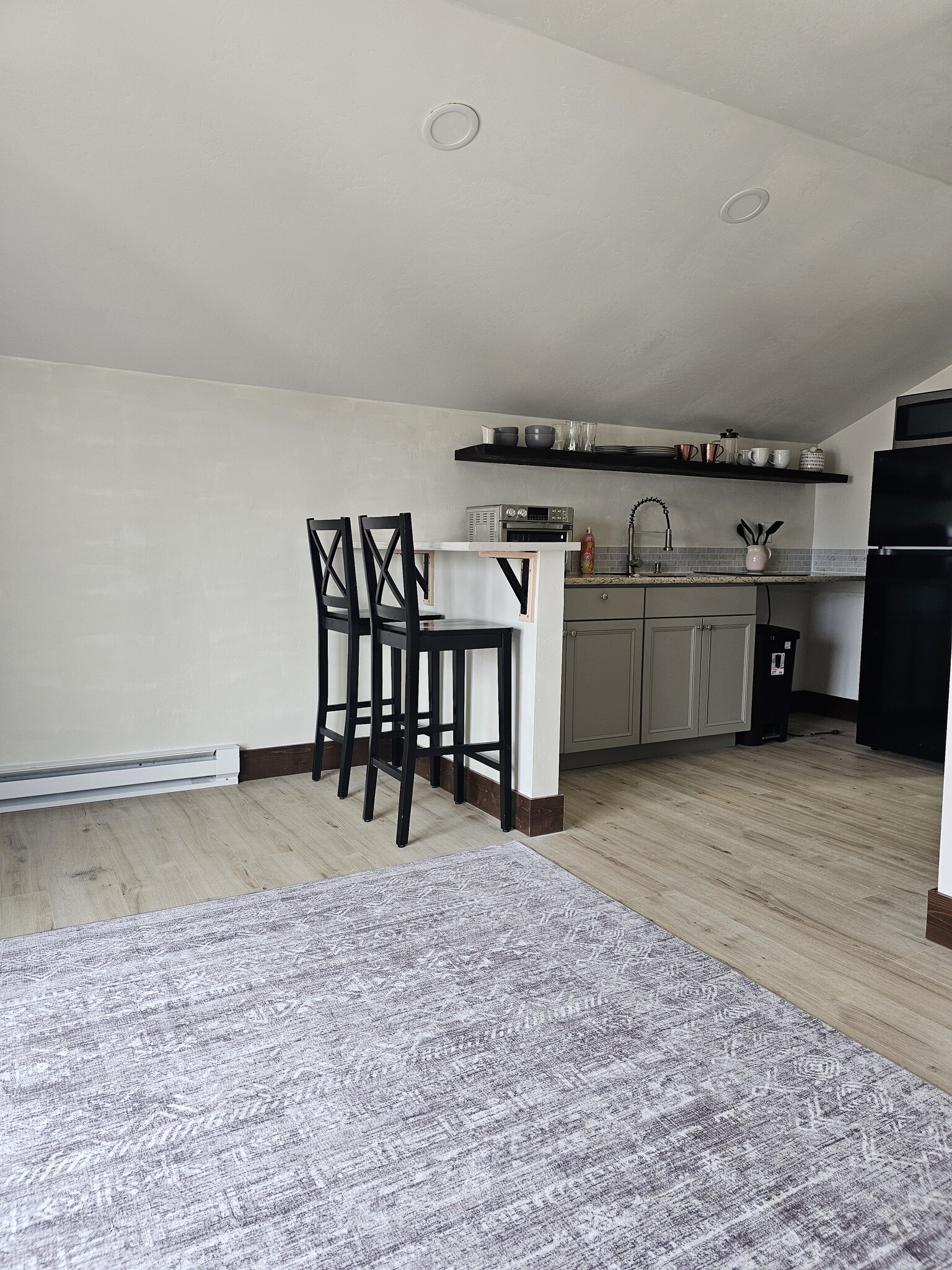 Building Photo - 720 Farmall Ln