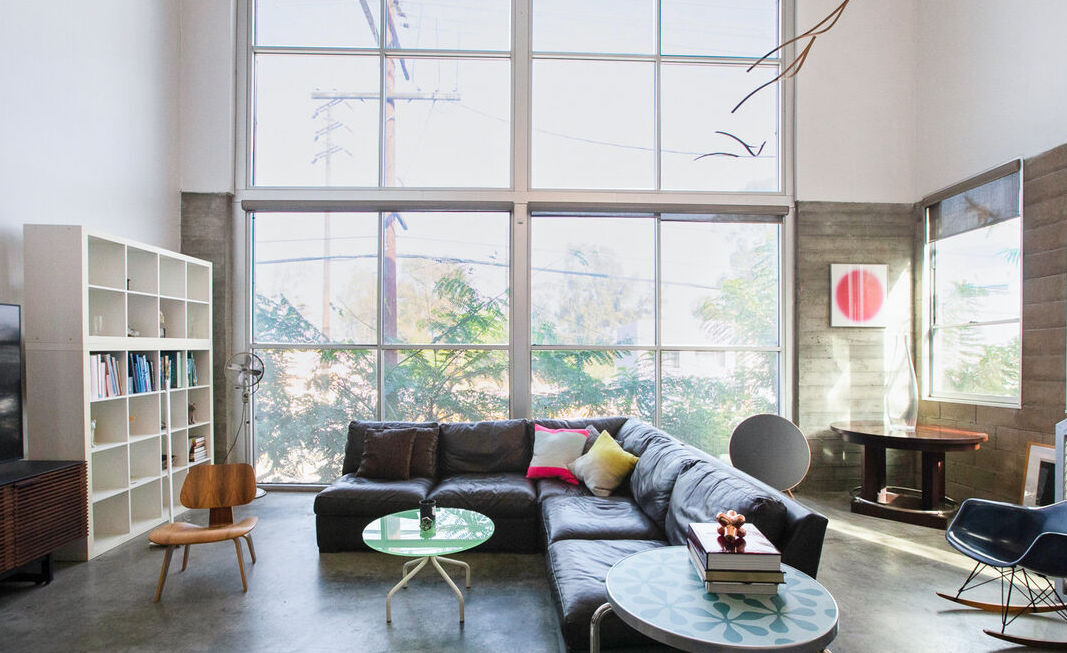 Building Photo - 2448 Riverside Dr