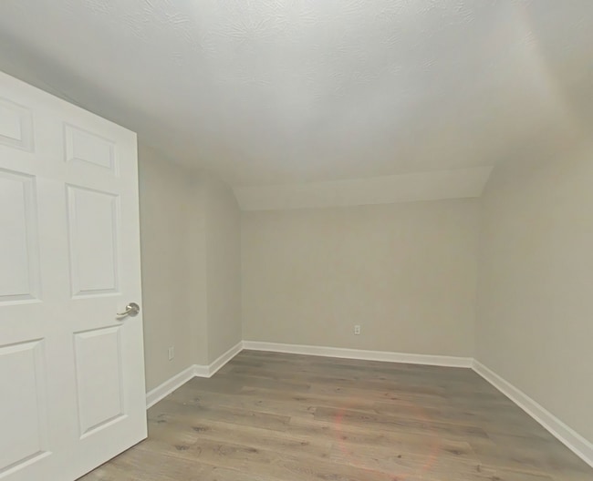 Building Photo - 249 Laurel Ave SW