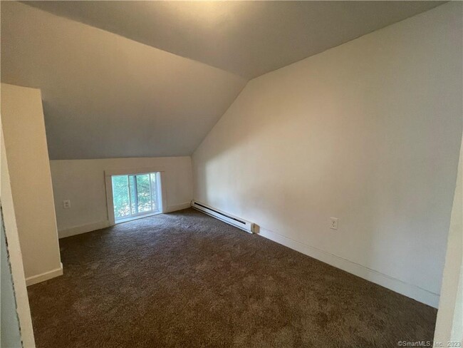 Building Photo - 155 Riverside Dr