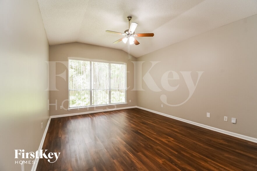 Building Photo - 2132 Pebble Creek Ln