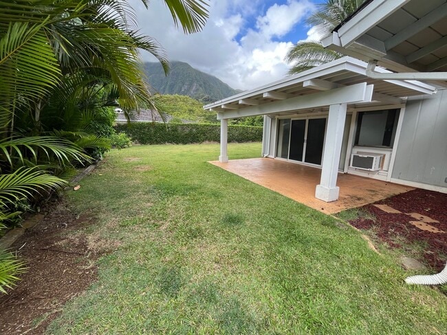 Building Photo - Haiku Knolls (Kaneohe) - LARGE YARD, 3 bed...