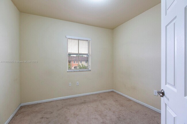 Building Photo - 8760 NW 97th Ave