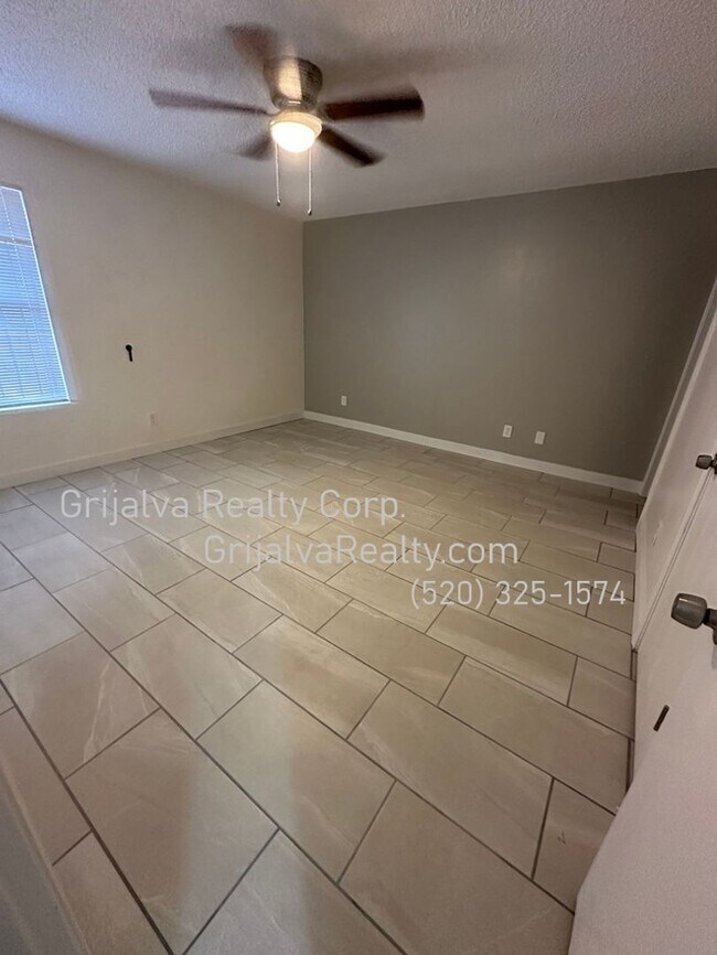 Building Photo - 3505 W Alana Ln