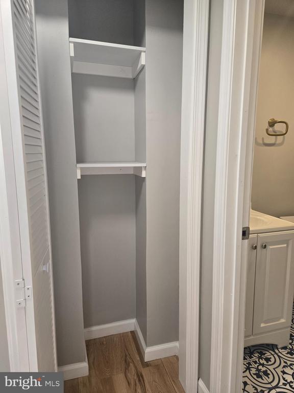 Building Photo - 580 Walnut St